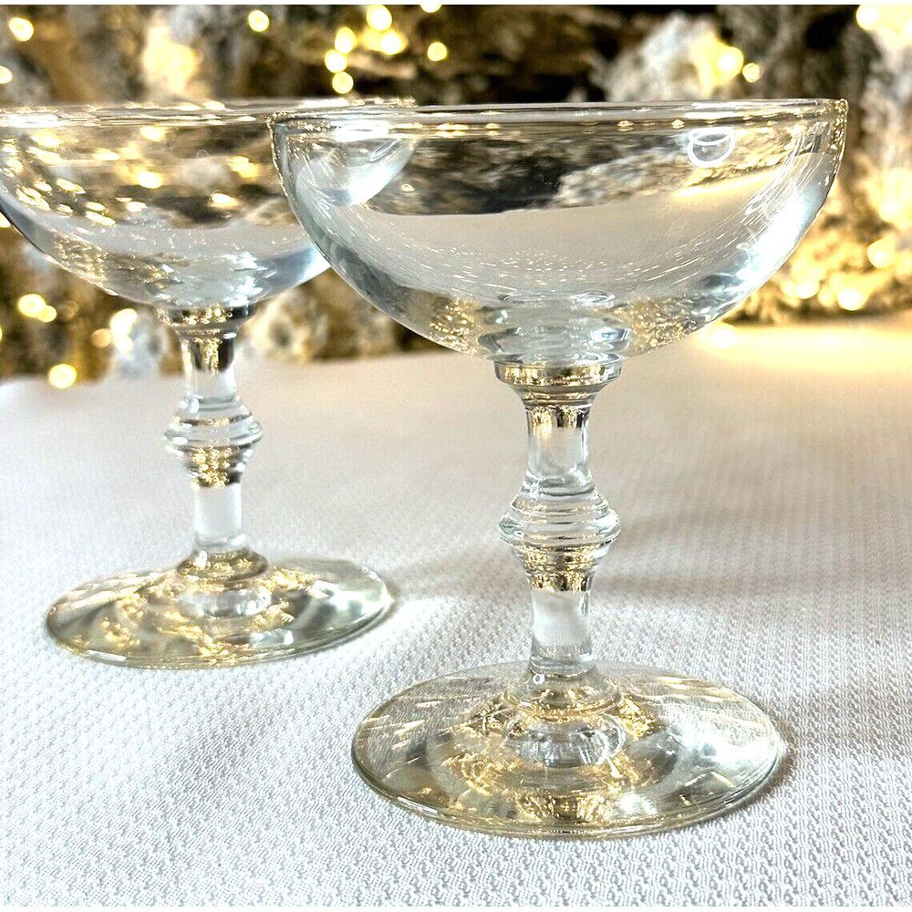 Vintage Set of 2 Elegant Clear Champagne glasses
